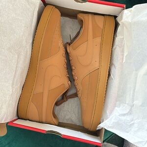 NBW Nike Men’s Court Vision Lo Size 14 Flax-wheat twine